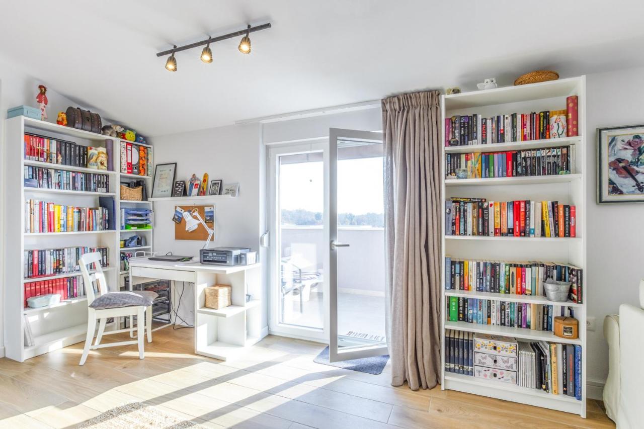 Apartmani Lucija Porec Bagian luar foto